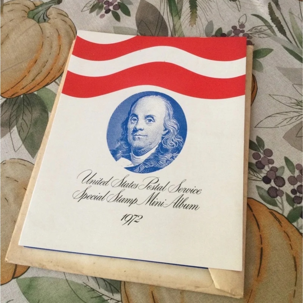 1972 USPS Special Stamp Mini Album